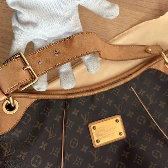 Louis Vuitton Monogram Galliera Gm with dustbag and COA - Picture 12 of 15